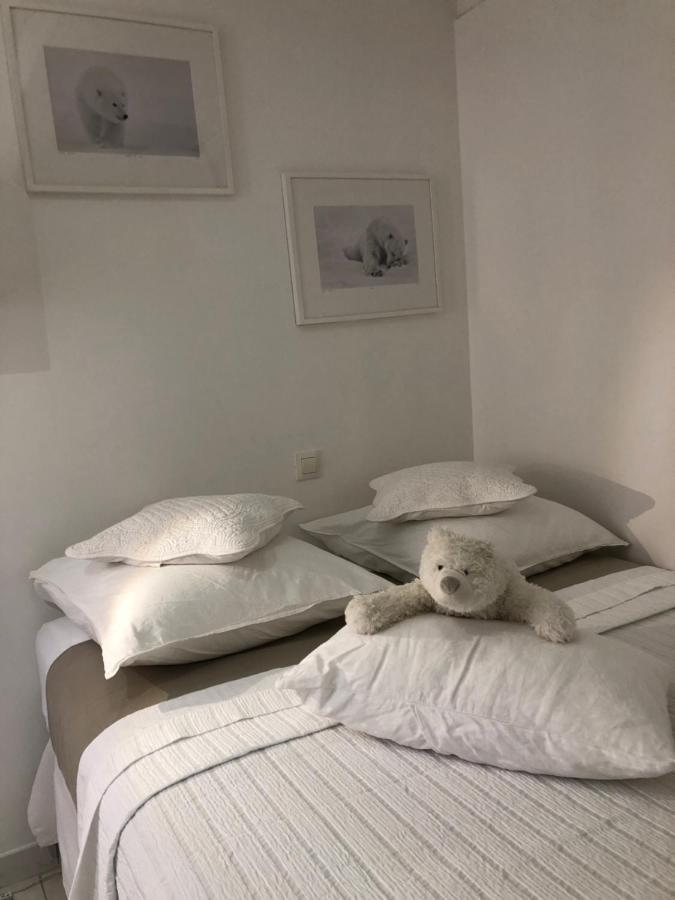 La Taniere De L'Ours Blanc Aubagne-Cassis-Aix En Provence Exterior foto